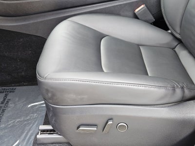 2025 Tesla Model Y Long Range Dual Motor Rear-Wheel Drive