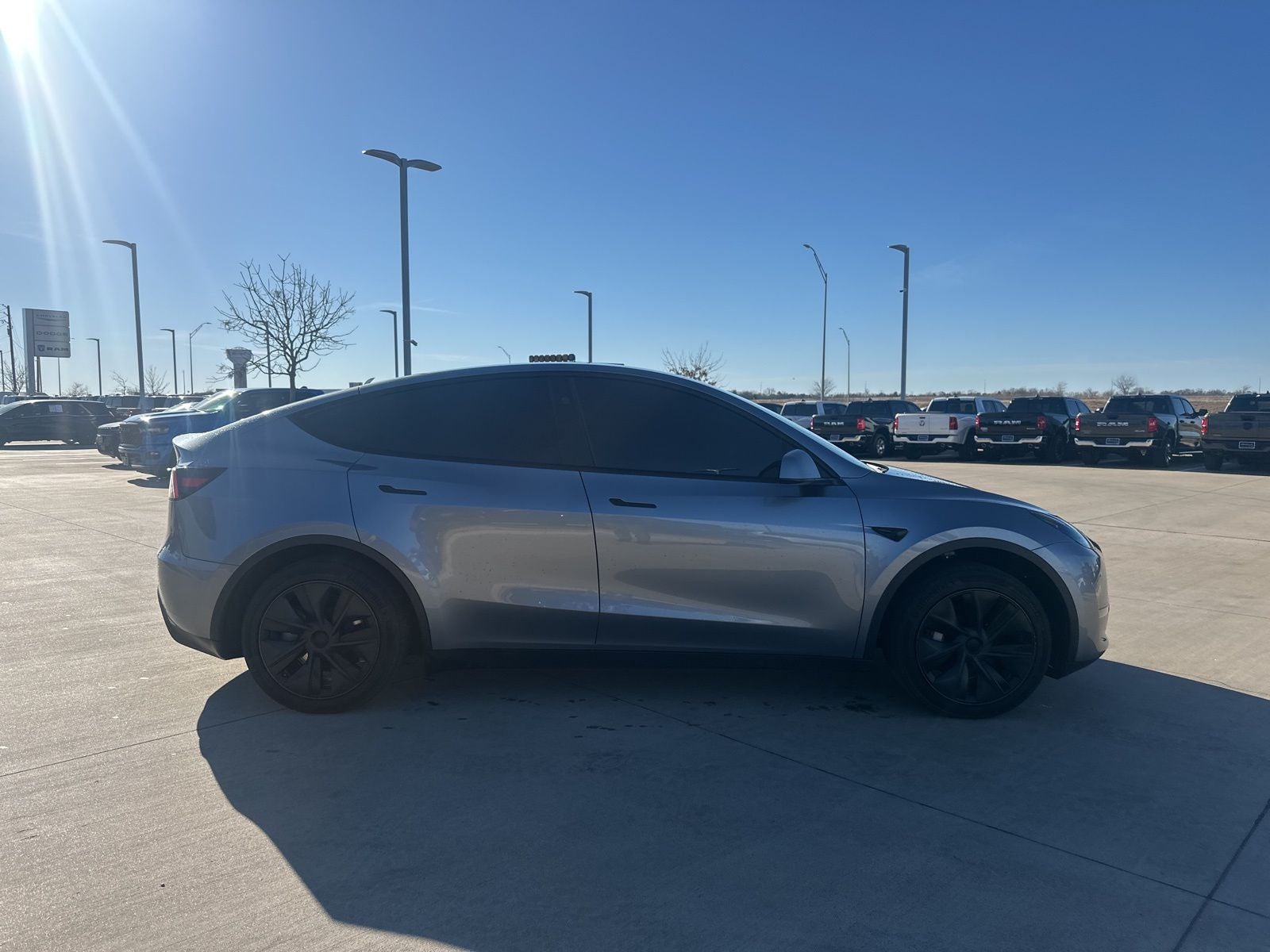 2025 Tesla Model Y Long Range Dual Motor Rear-Wheel Drive