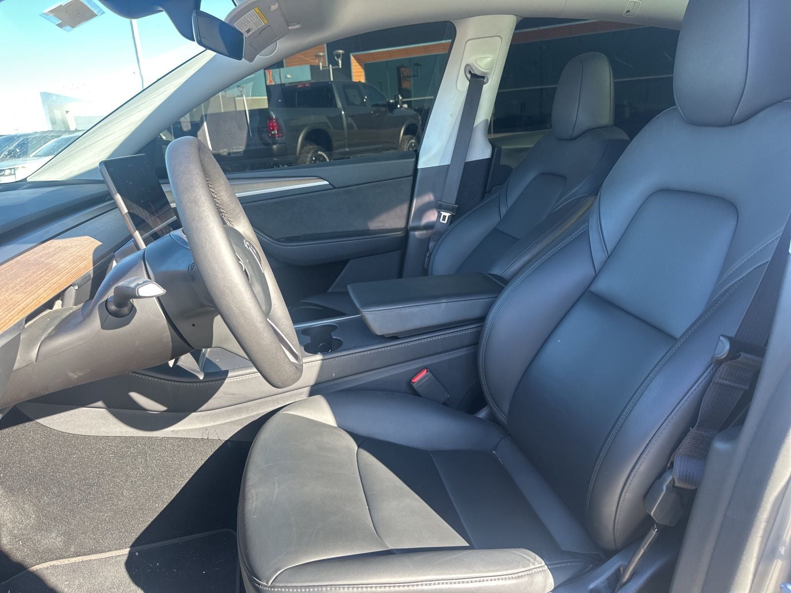 2025 Tesla Model Y Long Range Dual Motor Rear-Wheel Drive