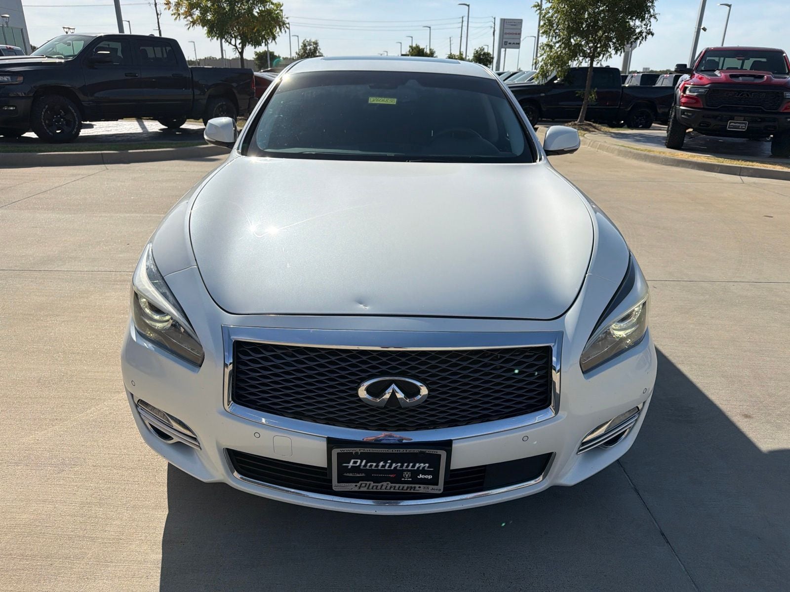 2019 INFINITI Q70 3.7 LUXE