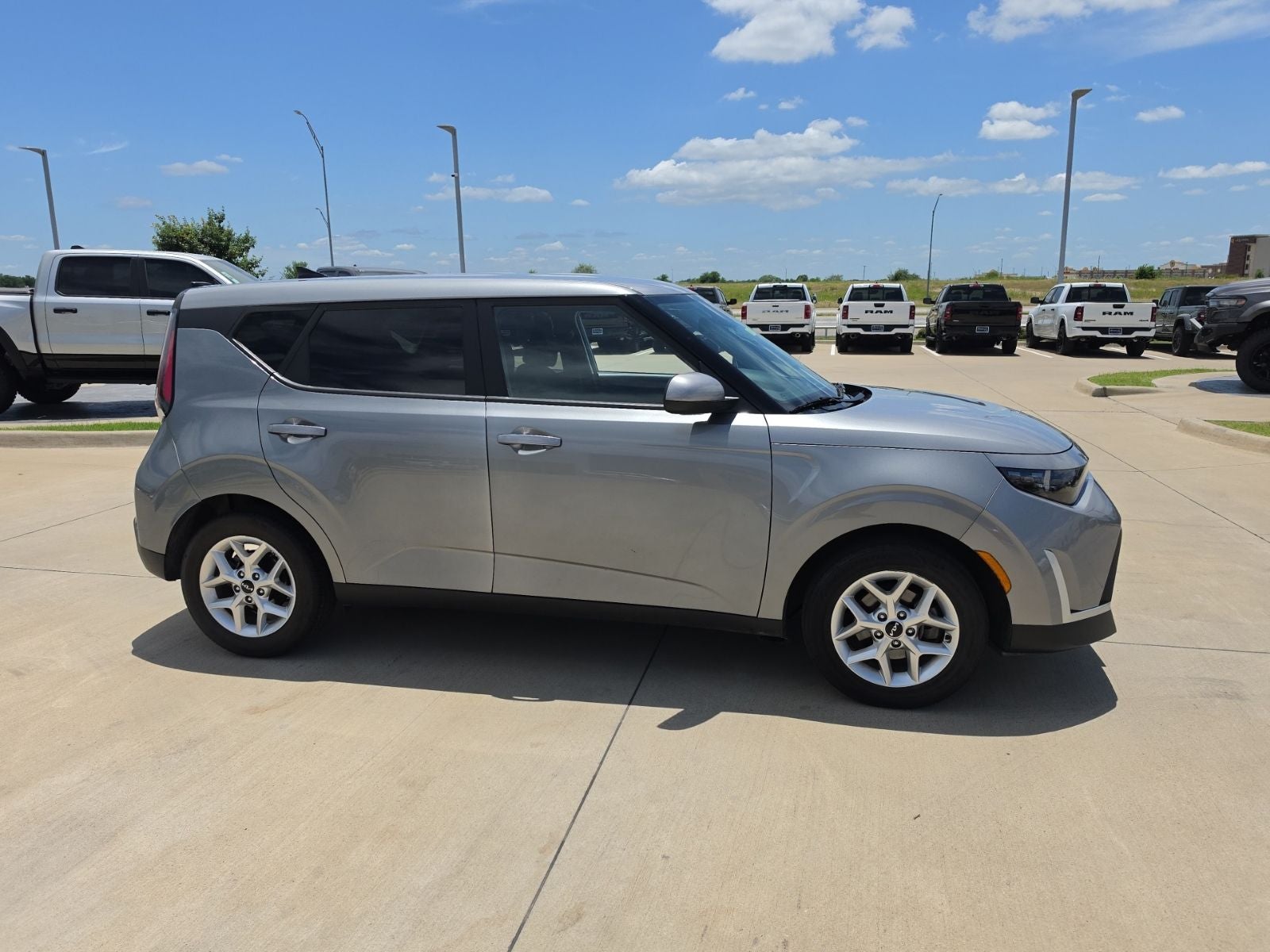 2023 Kia Soul LX