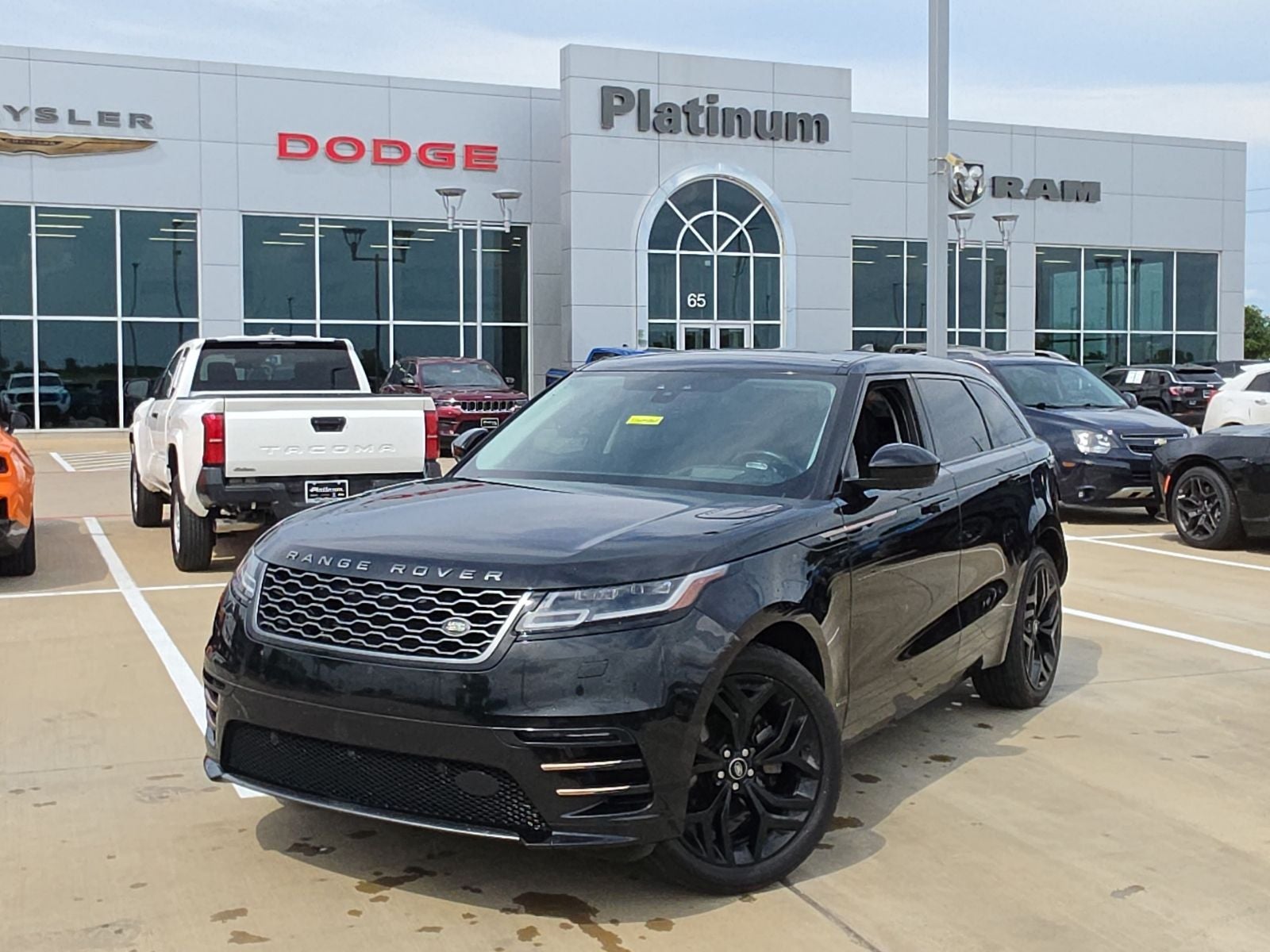 2020 Land Rover Range Rover Velar R-Dynamic S Si4's photo