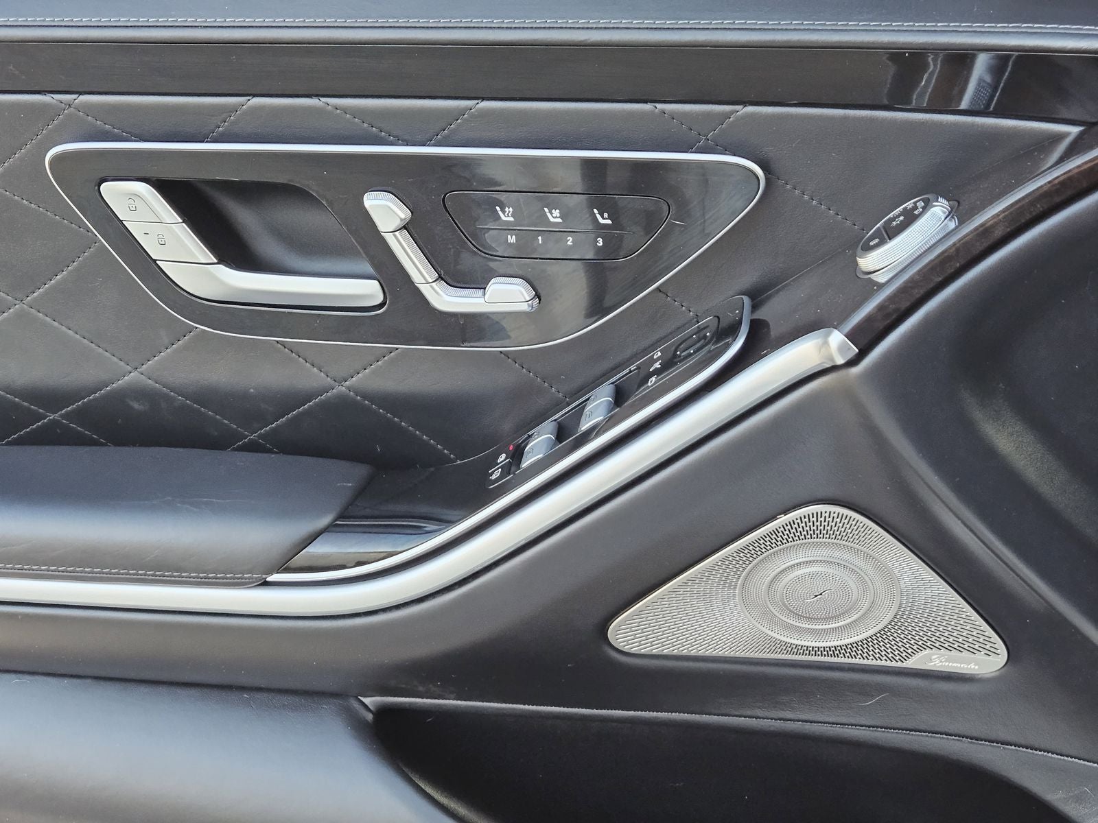 2022 Mercedes-Benz S 500 4MATIC®