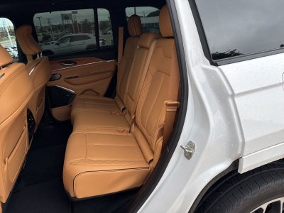 2023 Jeep Grand Cherokee Summit Reserve