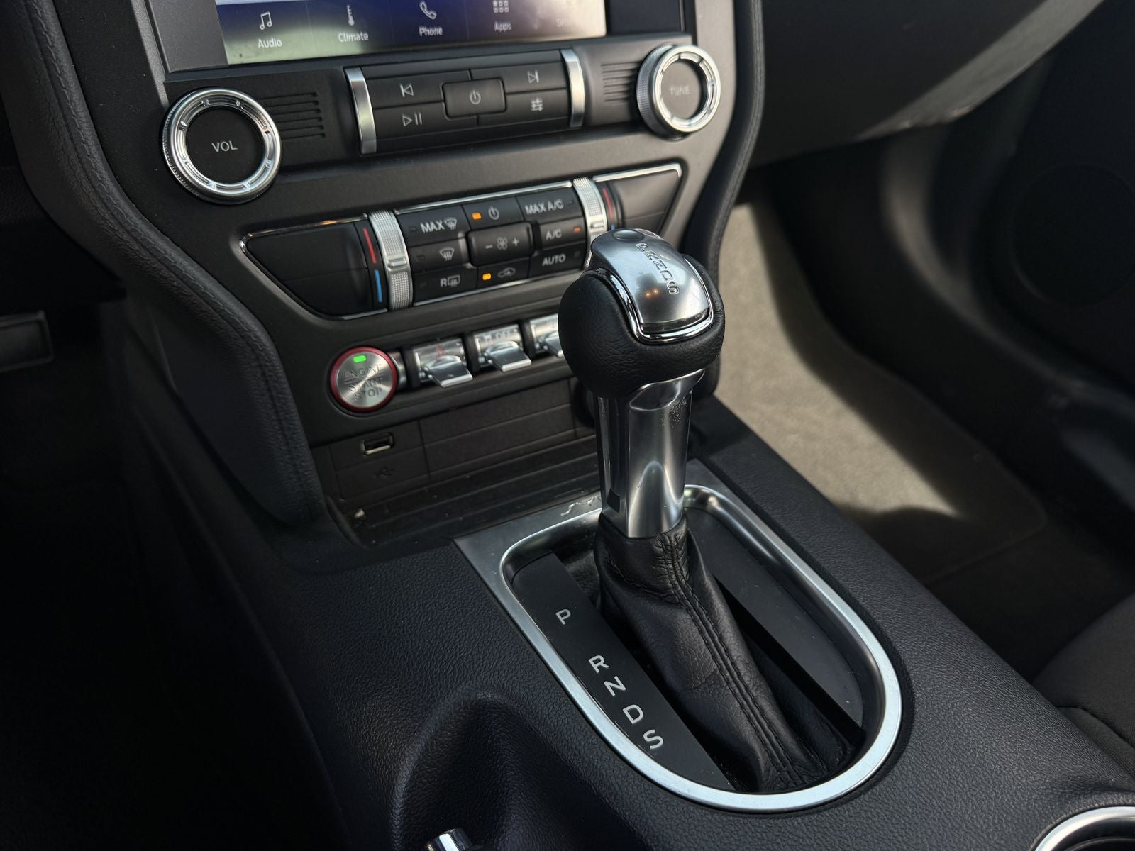 2022 Ford Mustang EcoBoost