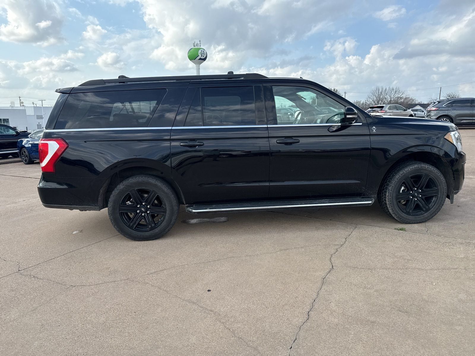 2021 Ford Expedition Max XLT