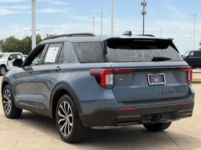 2025 Ford Explorer ST-Line