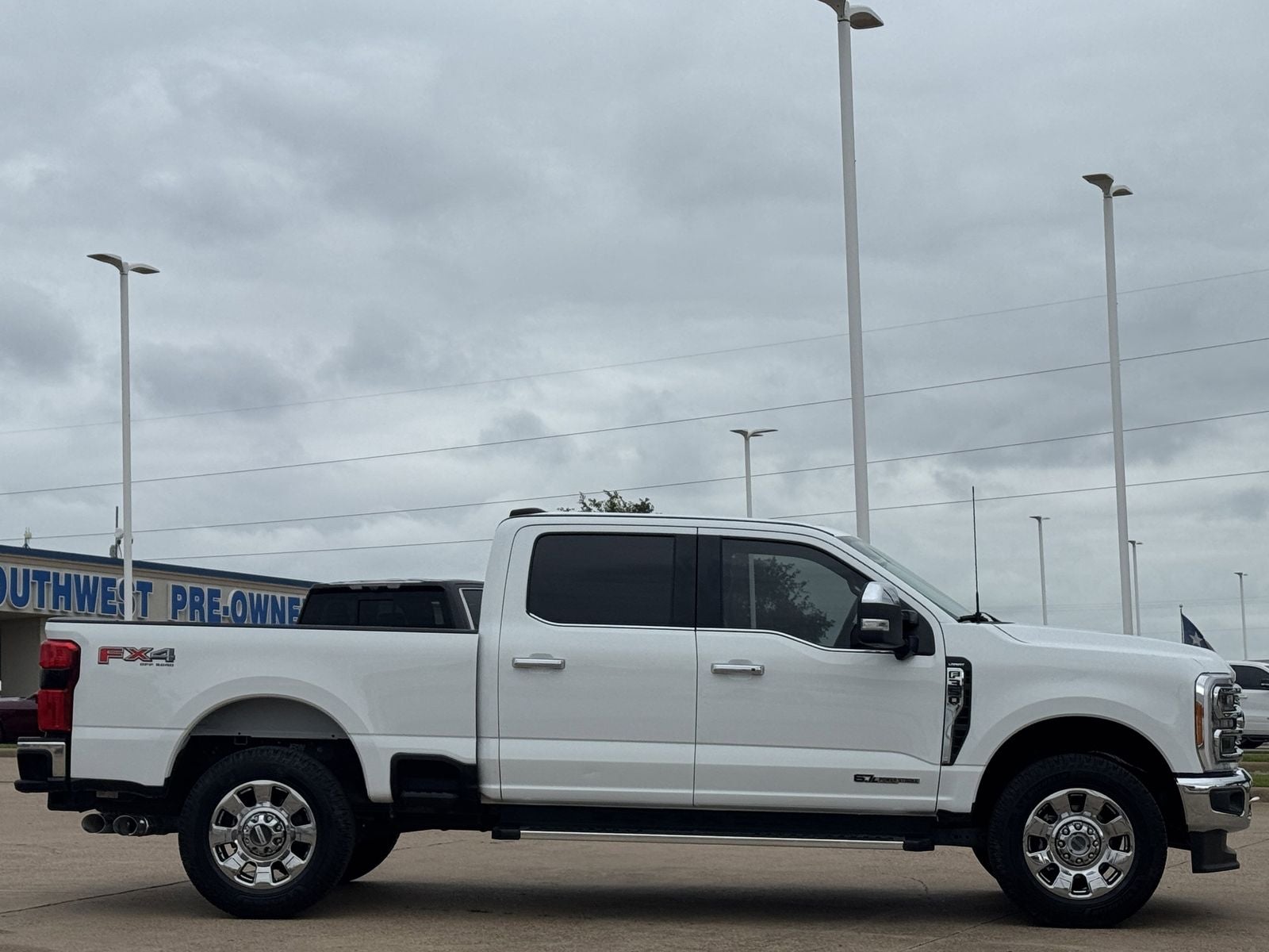 2023 Ford F-350SD Lariat