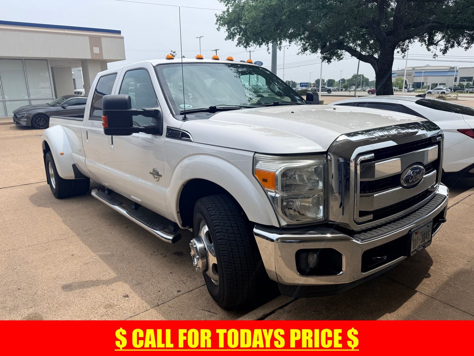 2011 Ford F-350SD Lariat DRW