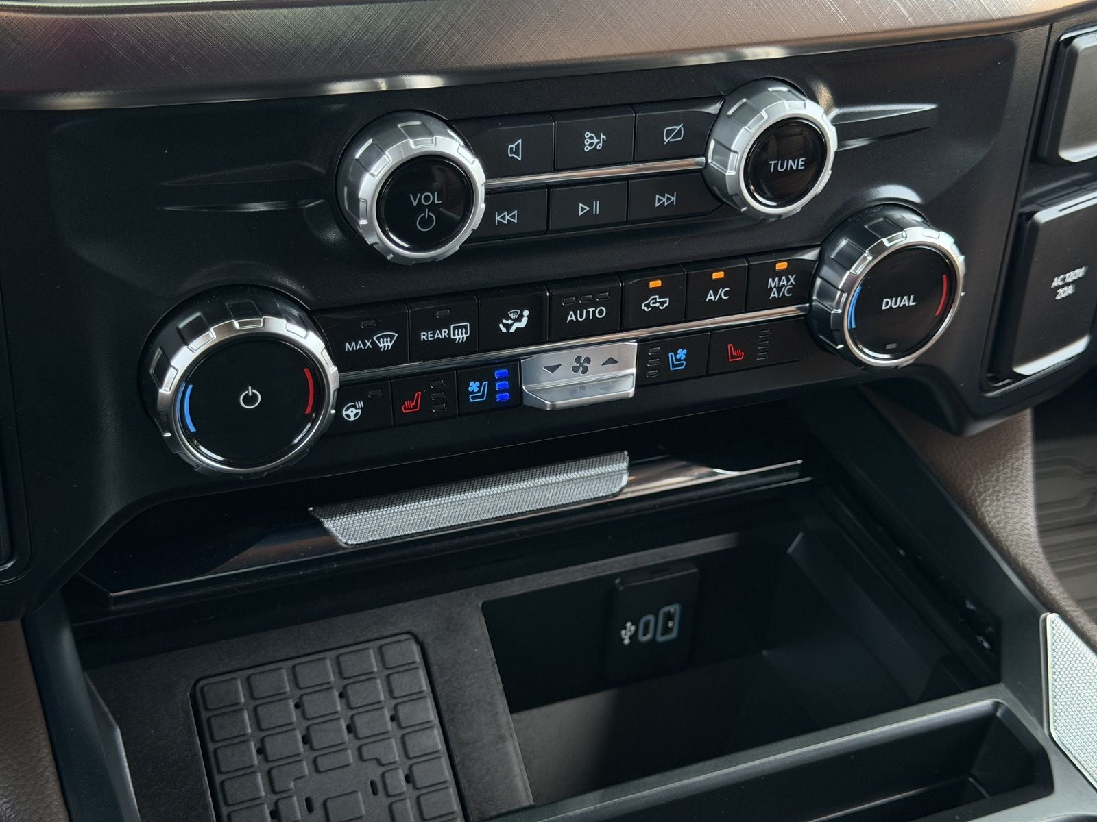 2024 Ford F-350SD King Ranch DRW