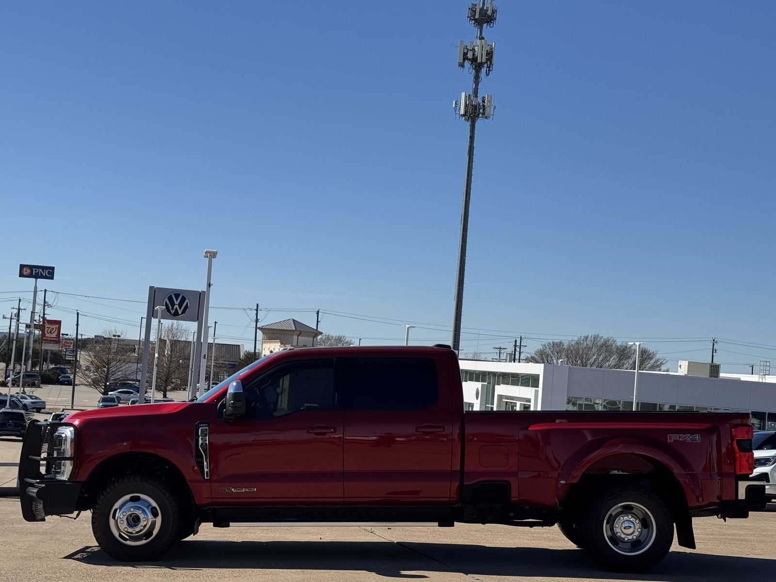 2023 Ford F-350SD Lariat DRW