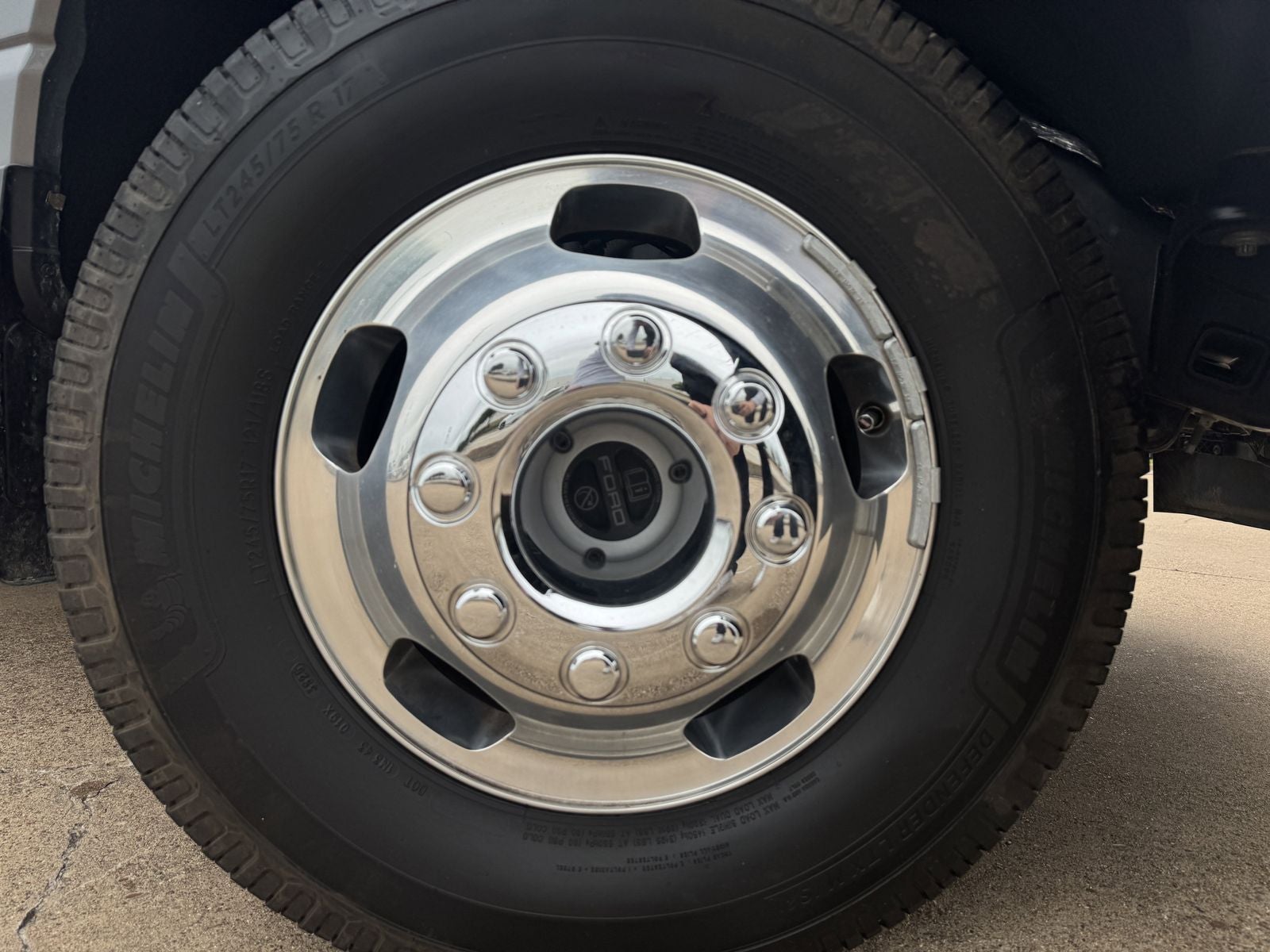 2024 Ford F-350SD Lariat DRW