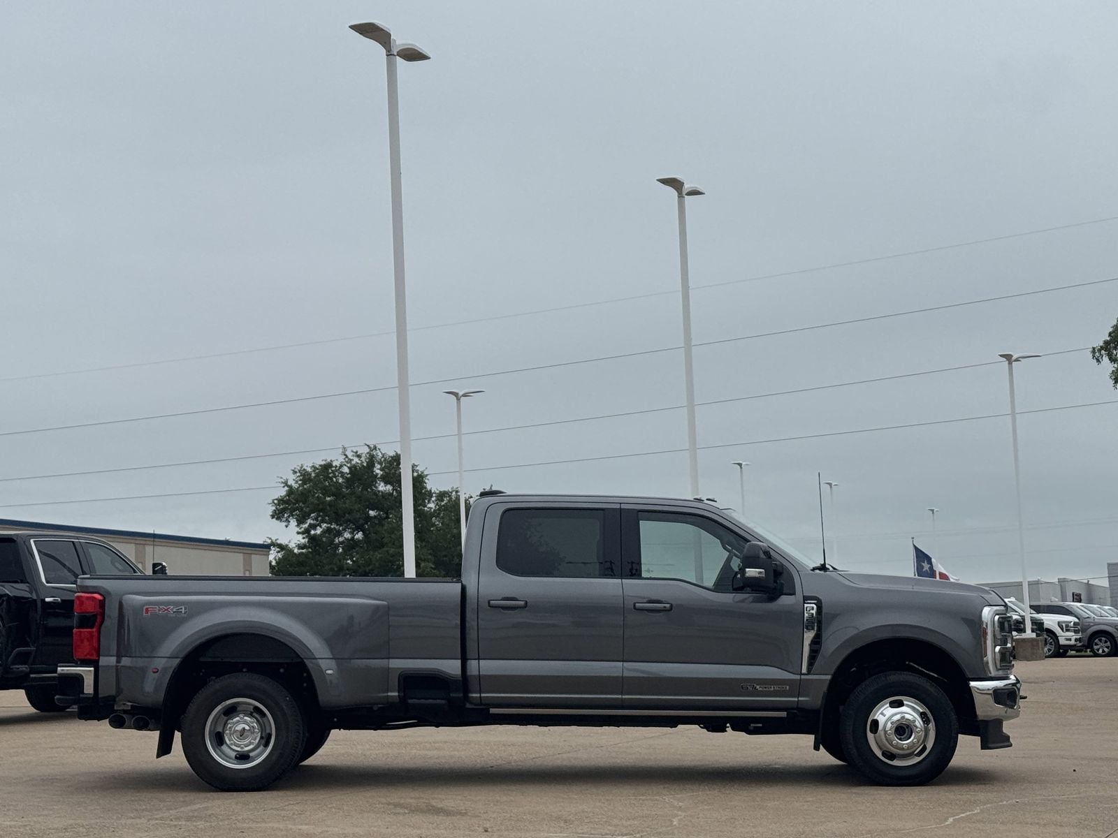 2024 Ford F-350SD Lariat DRW