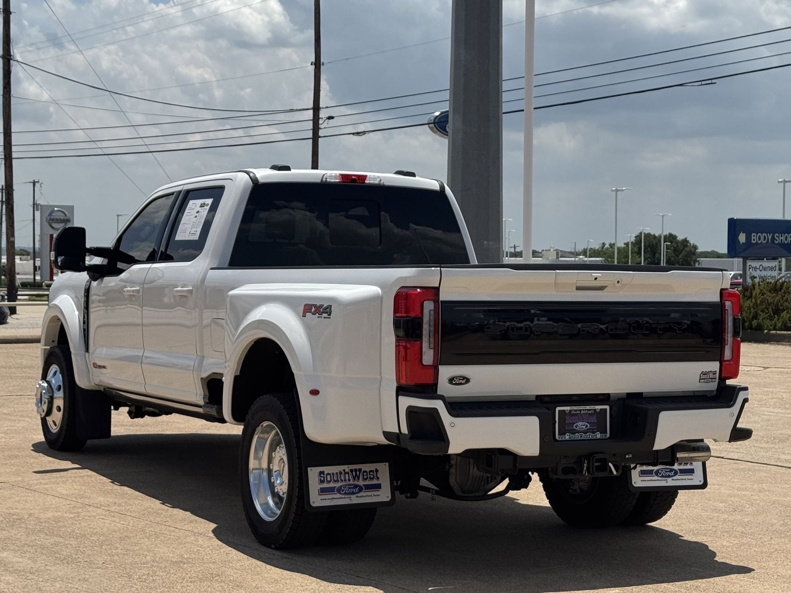 2025 Ford F-450SD Platinum DRW