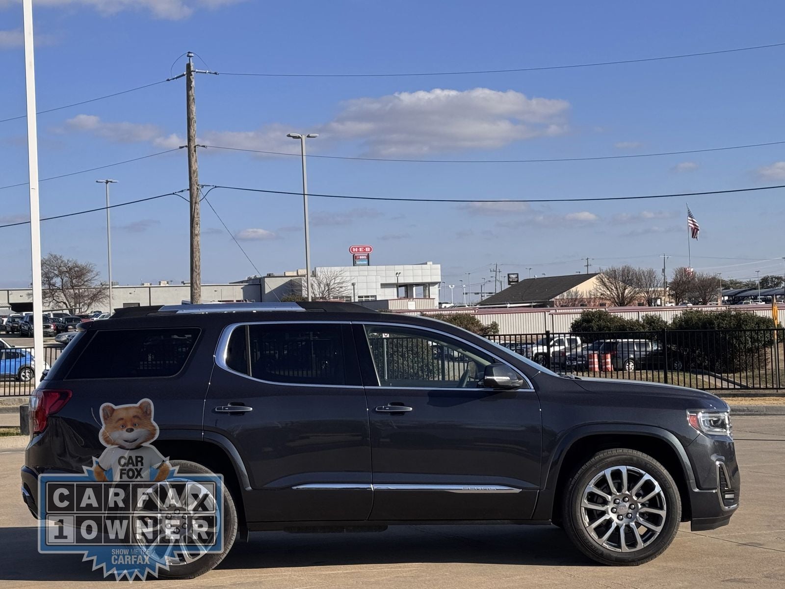 2023 GMC Acadia Denali