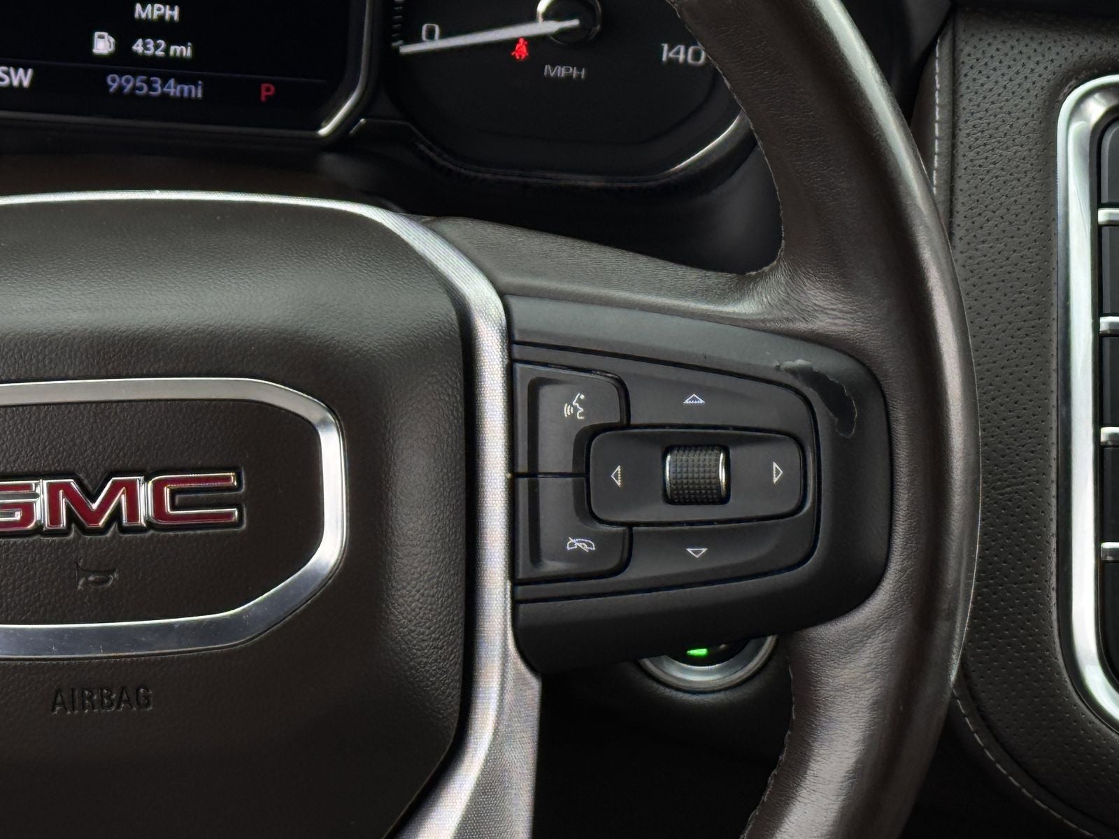 2021 GMC Yukon XL SLT