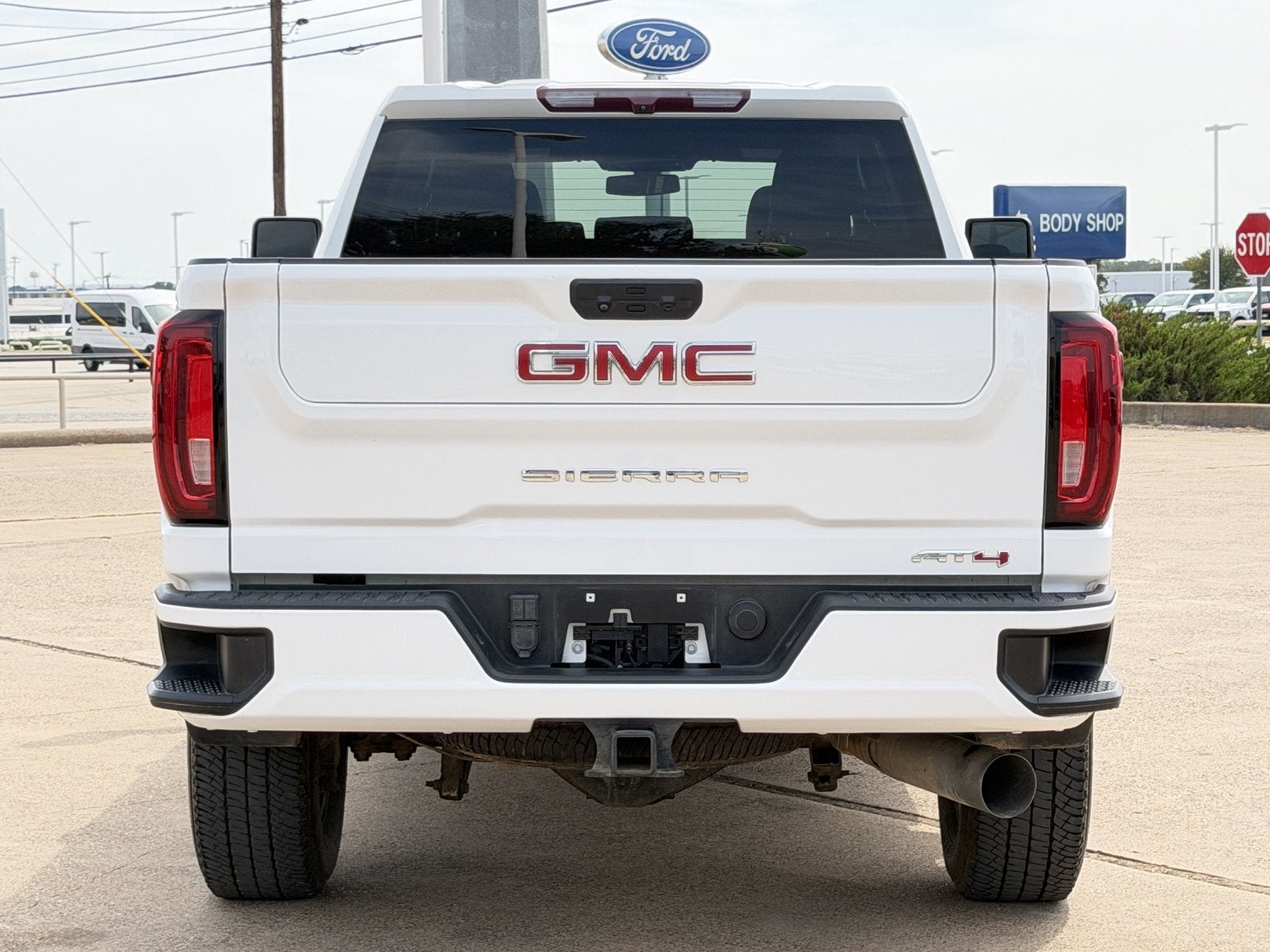 2023 GMC Sierra 2500HD AT4