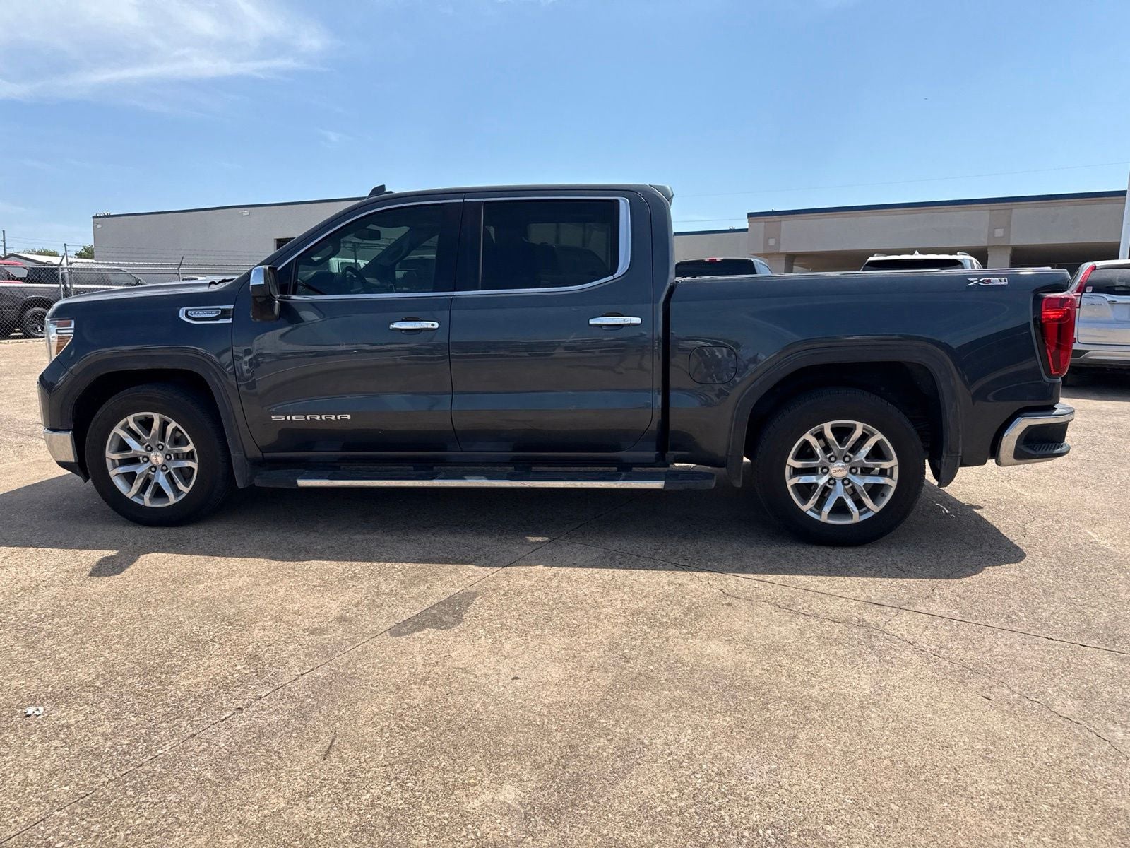 2021 GMC Sierra 1500 SLT