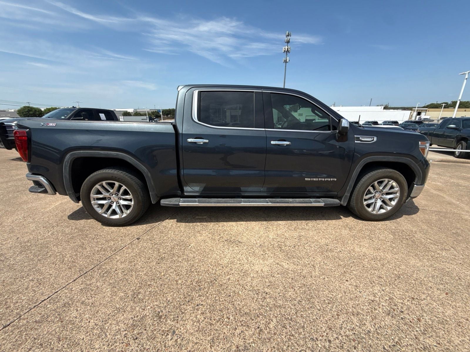 2021 GMC Sierra 1500 SLT