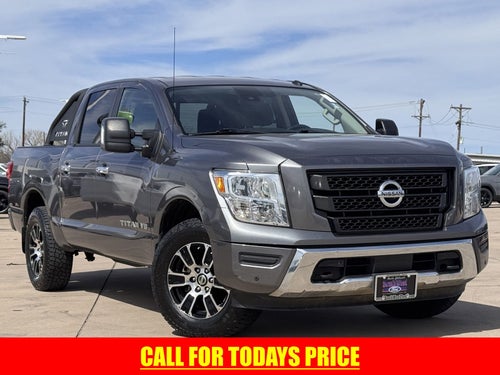 2020 Nissan Titan SV