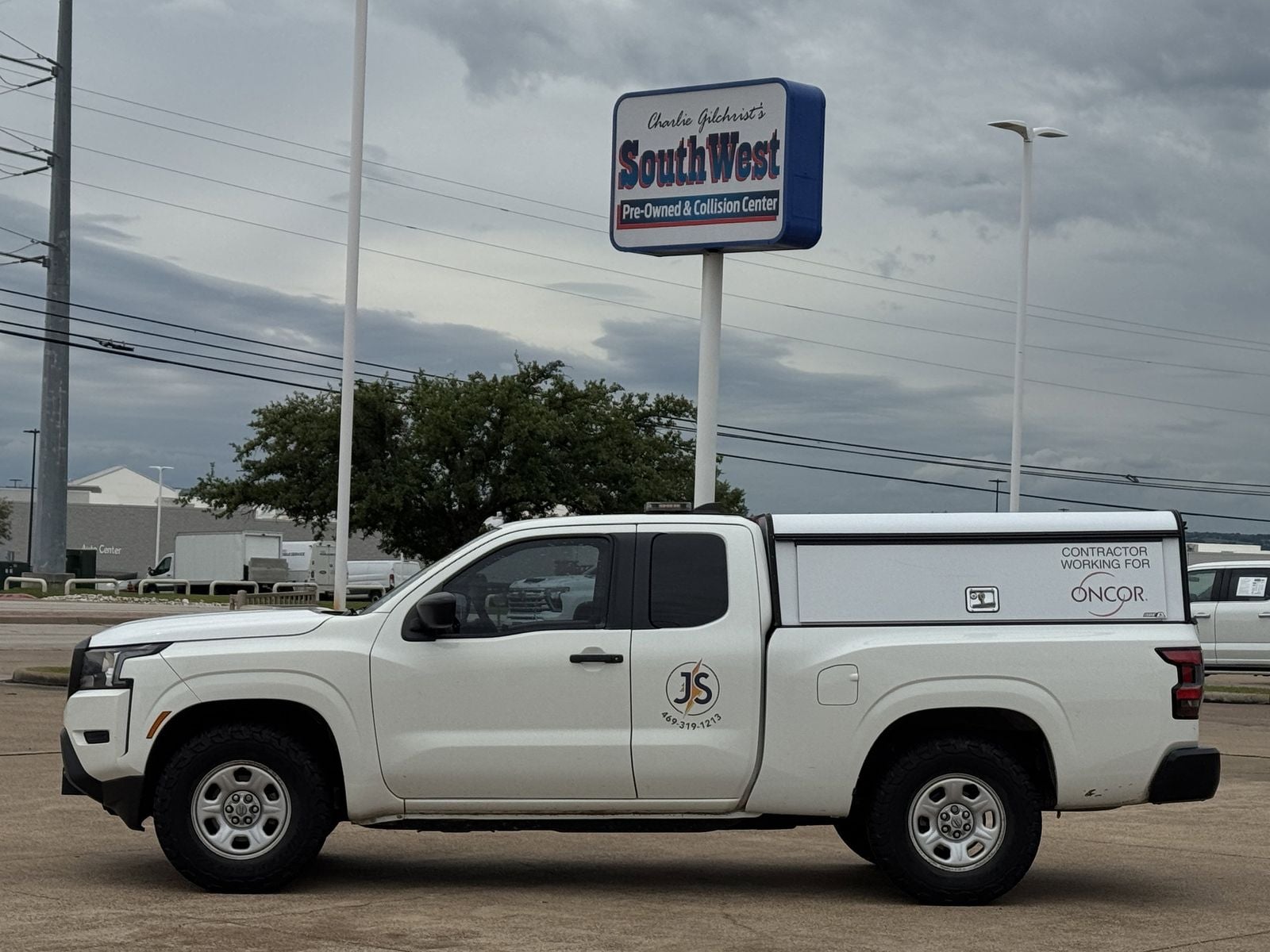 2023 Nissan Frontier S