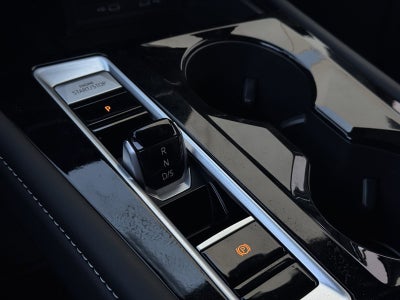 2025 Volkswagen Atlas Cross Sport 2.0T SEL