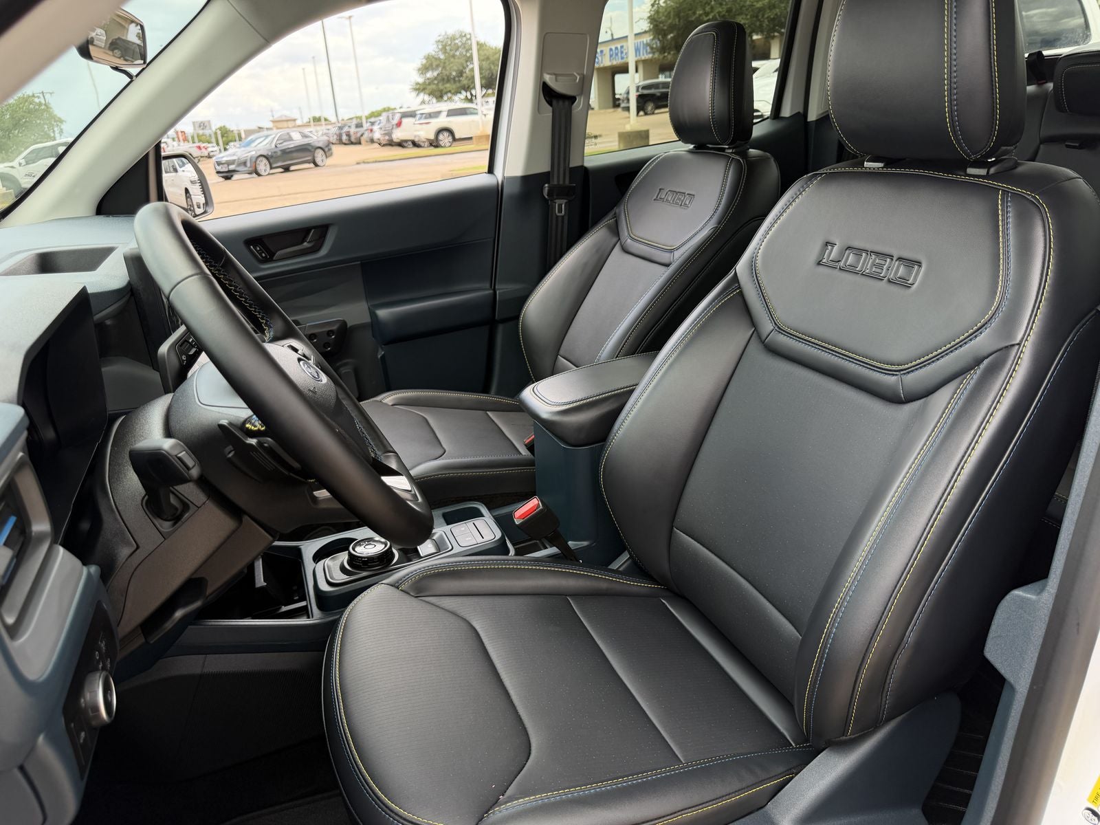 2025 Ford Maverick Lobo Standard