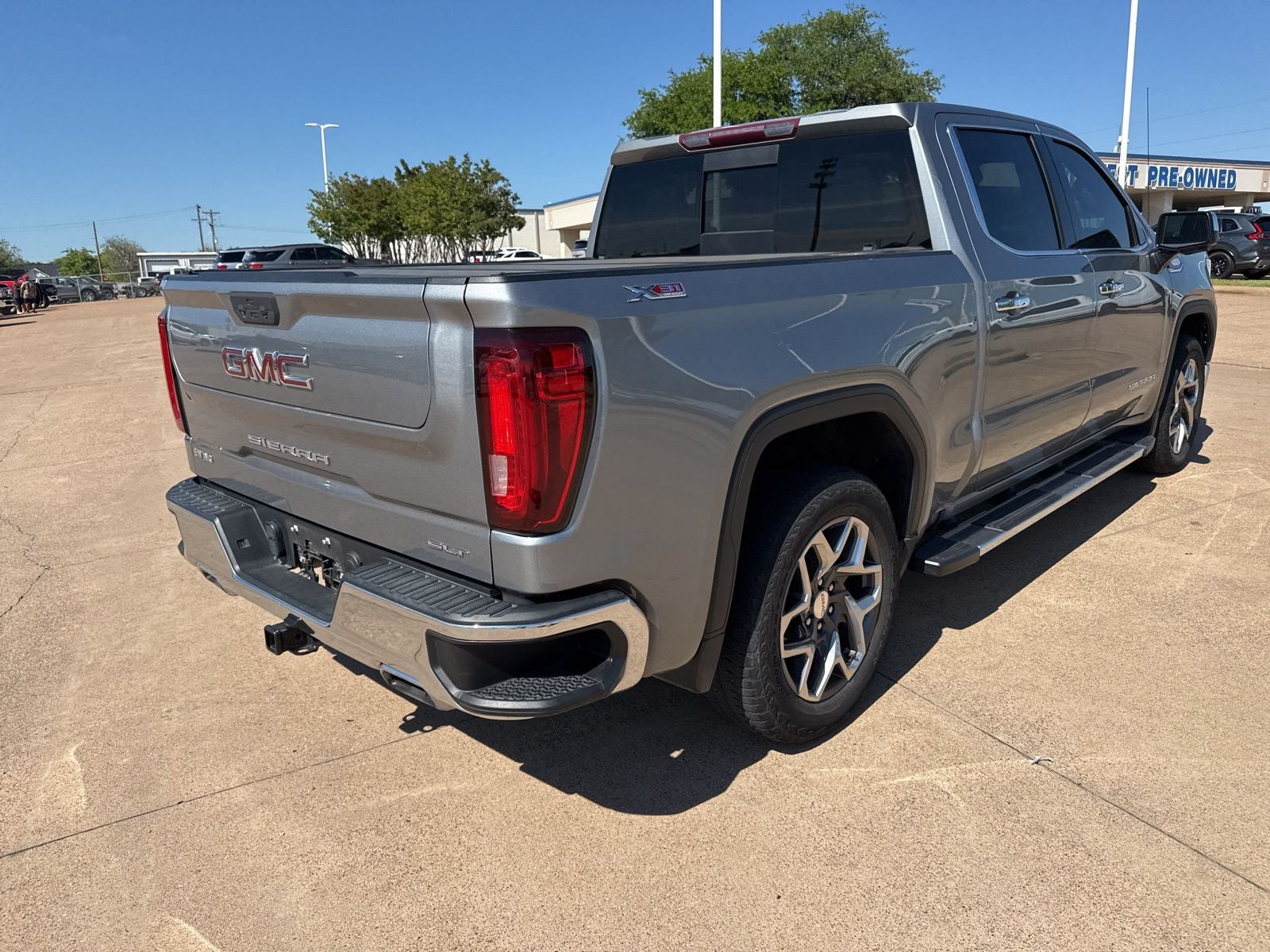 2023 GMC Sierra 1500 SLT