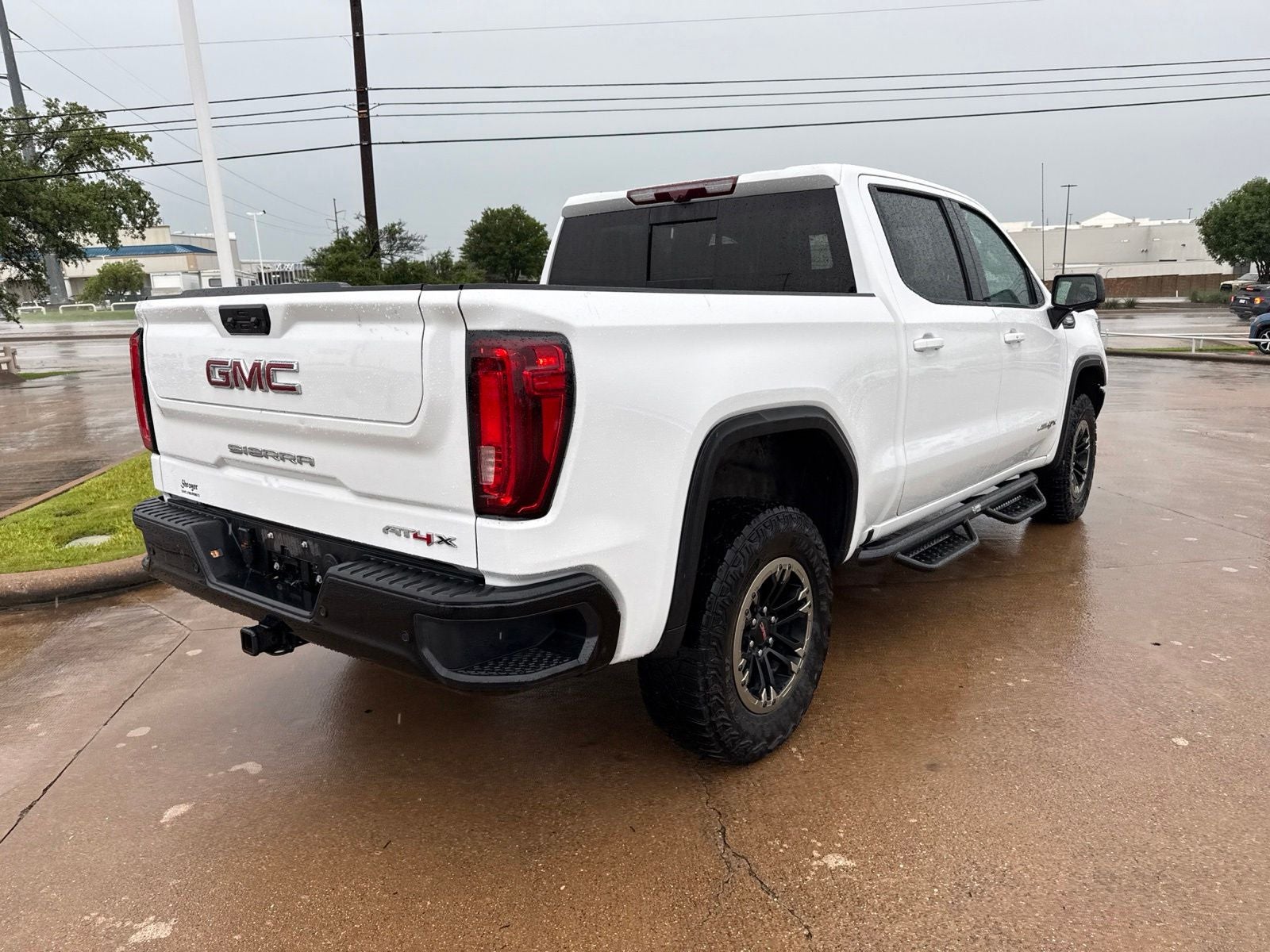 2024 GMC Sierra 1500 AT4X