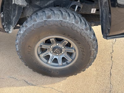 2023 Toyota Tacoma SR V6