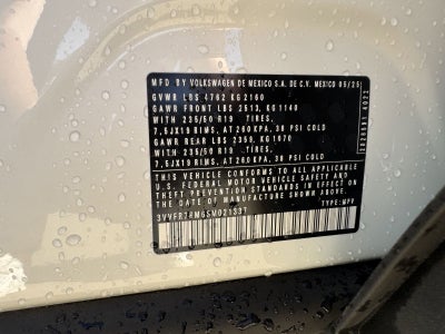 2025 Volkswagen Tiguan 2.0T SE