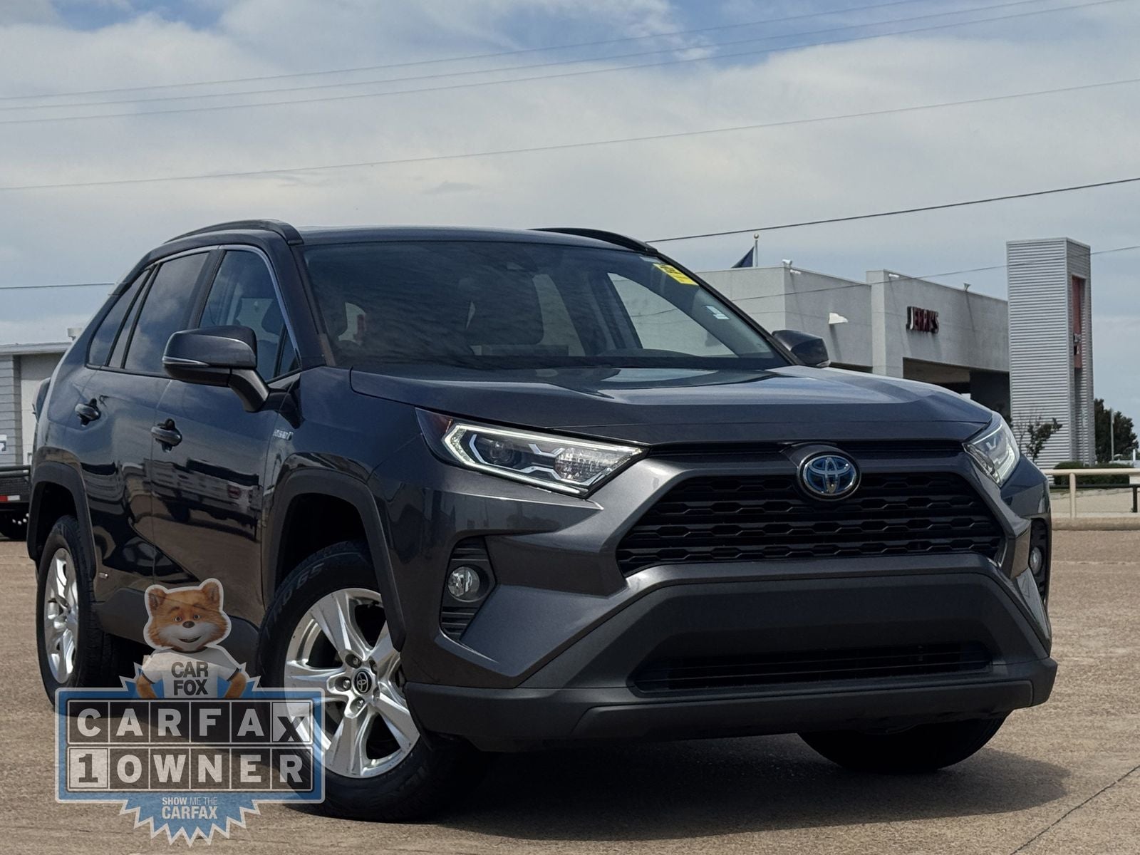 2021 Toyota RAV4 Hybrid XLE