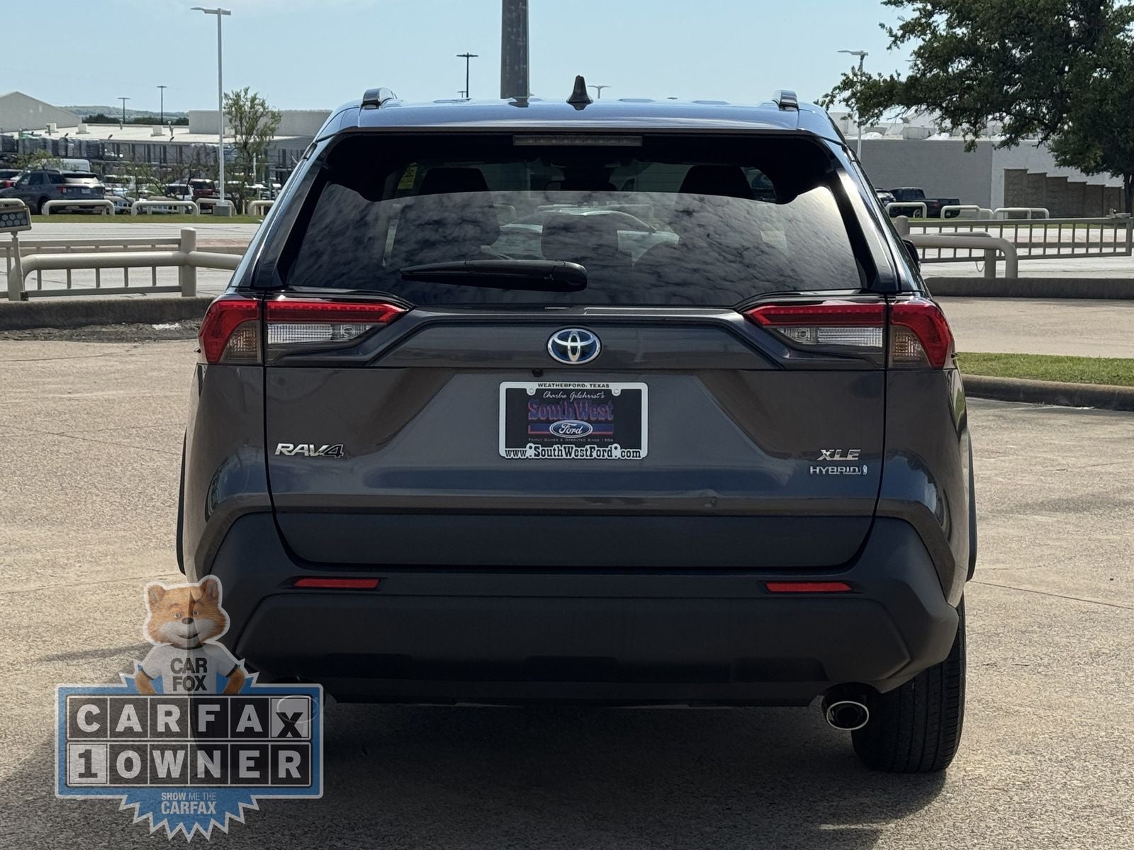 2021 Toyota RAV4 Hybrid XLE