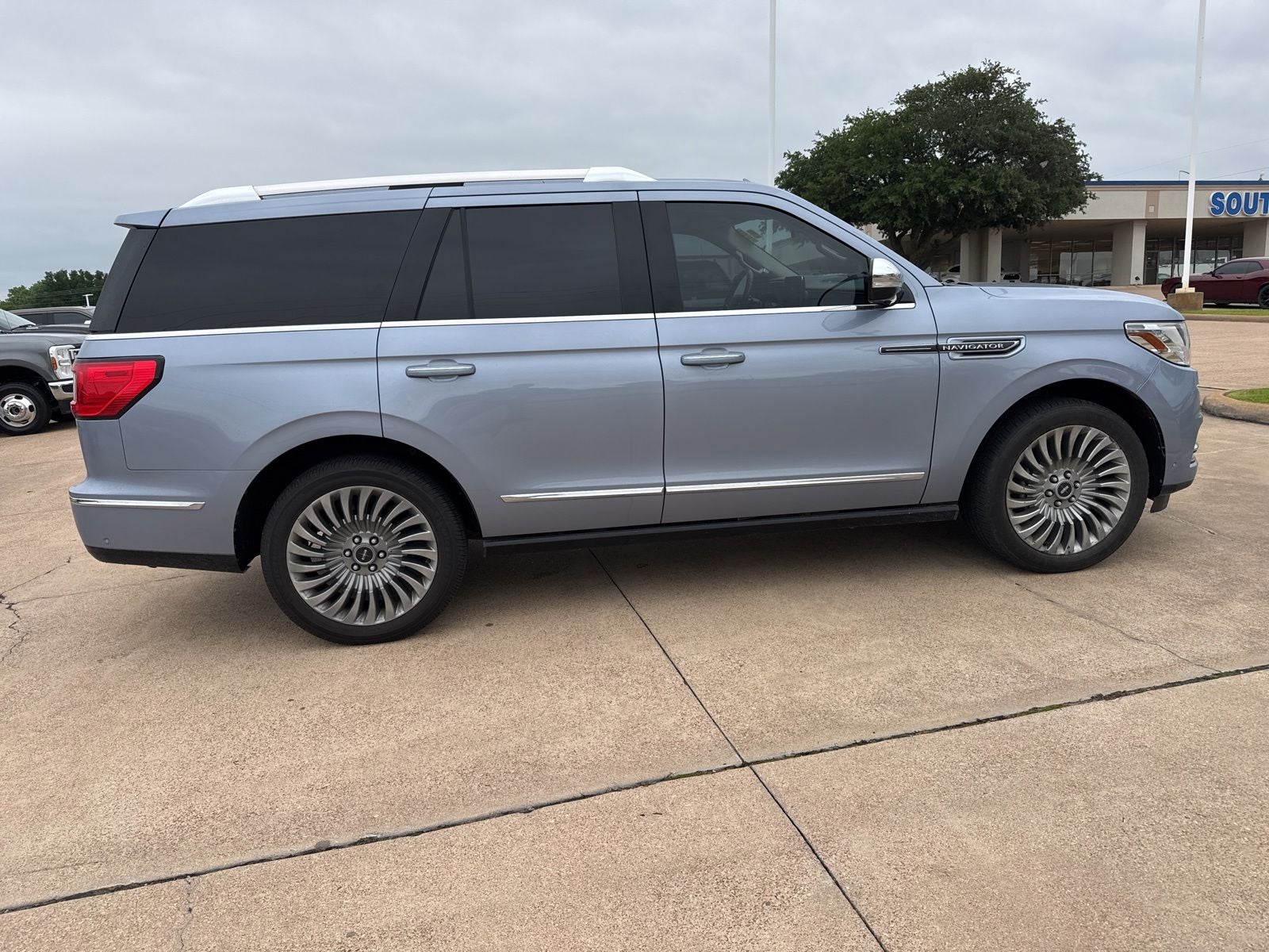 2020 Lincoln Navigator Black Label