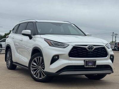 2021 Toyota Highlander Platinum
