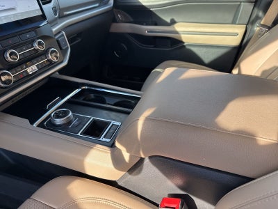 2022 Ford Expedition Max XLT