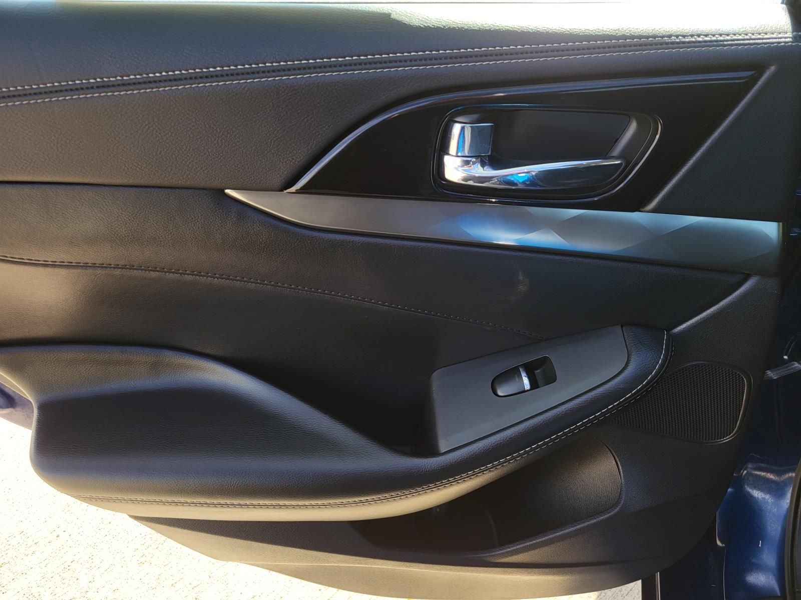 2022 Nissan Maxima SV