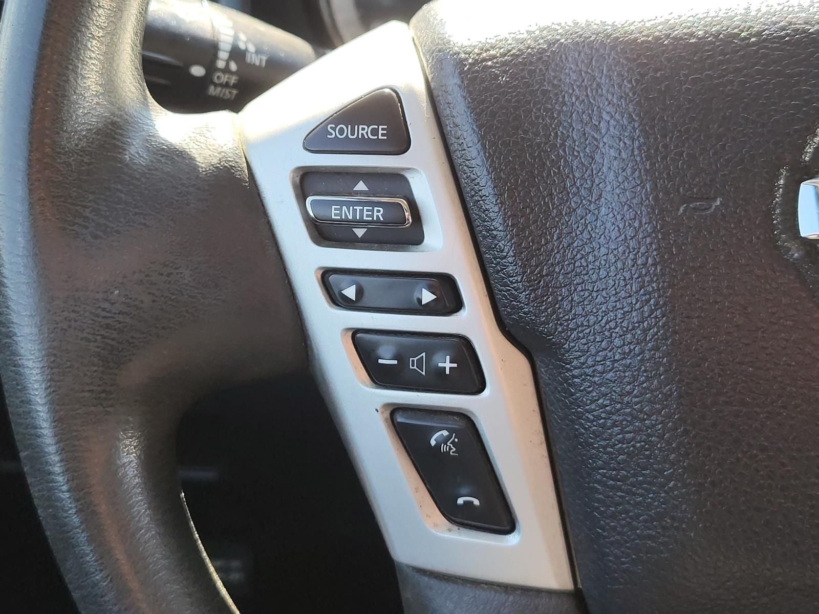 2017 Nissan Titan SV