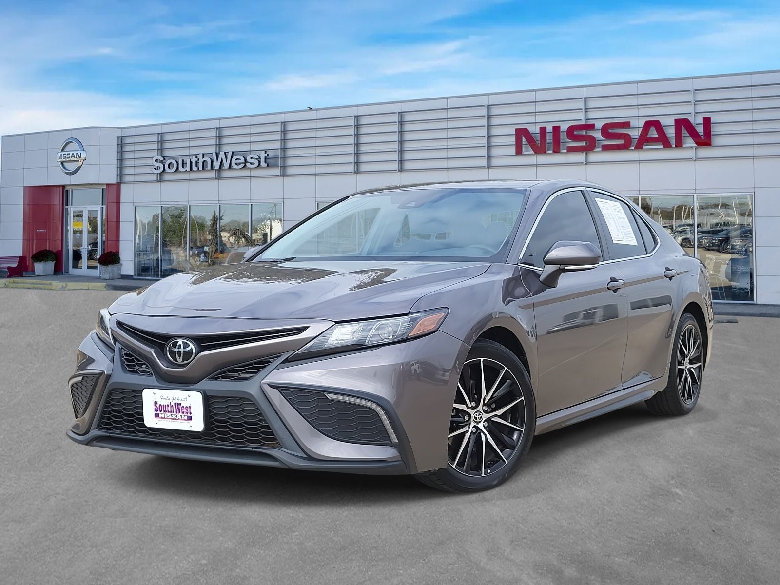 2022 Toyota Camry SE