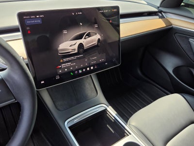 2023 Tesla Model 3 Performance
