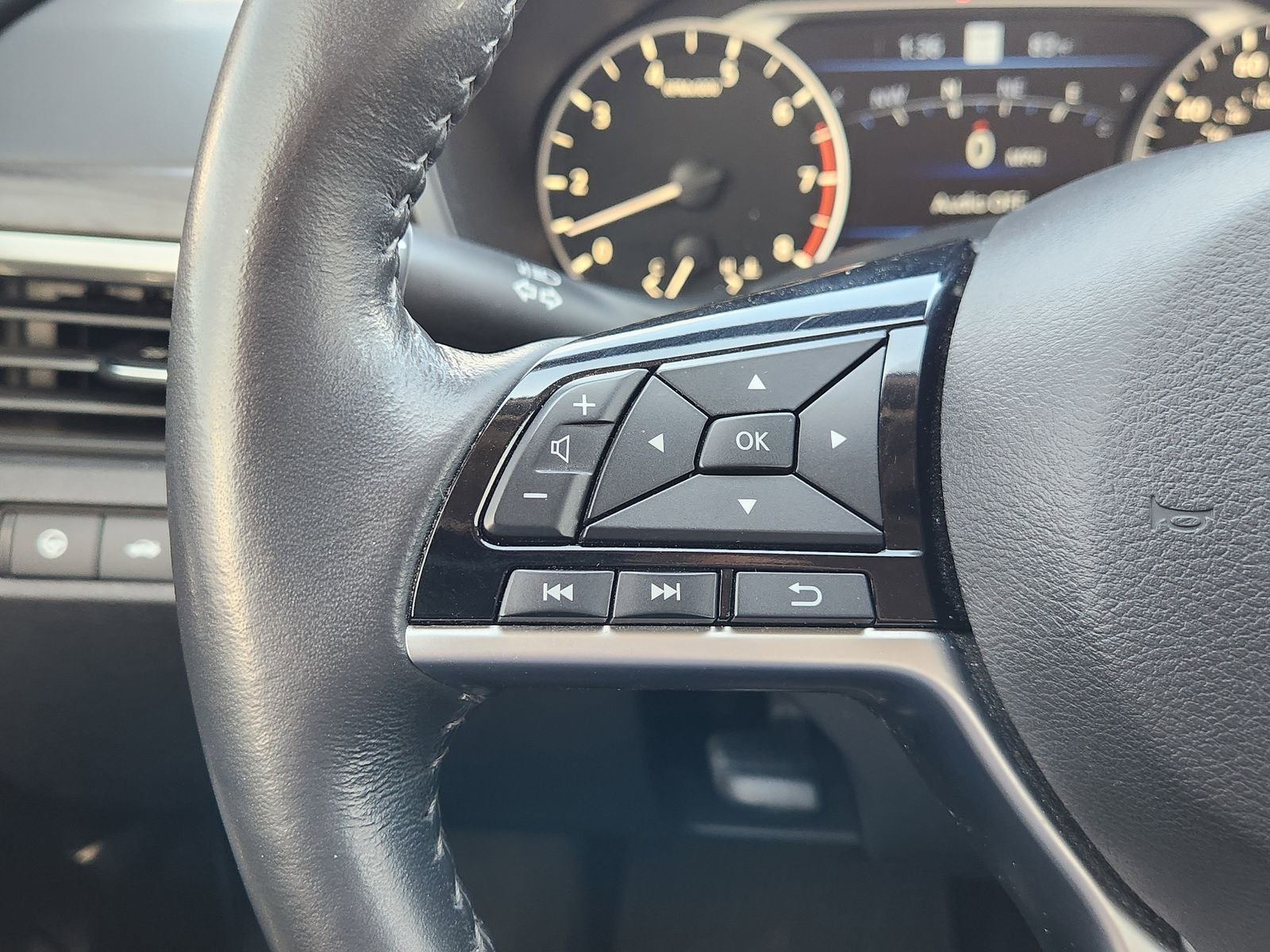 2023 Nissan Altima 2.5 SL