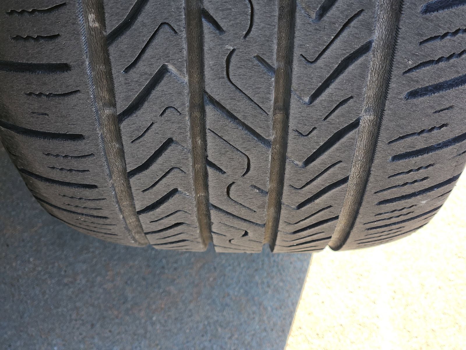 2019 Toyota Avalon XLE