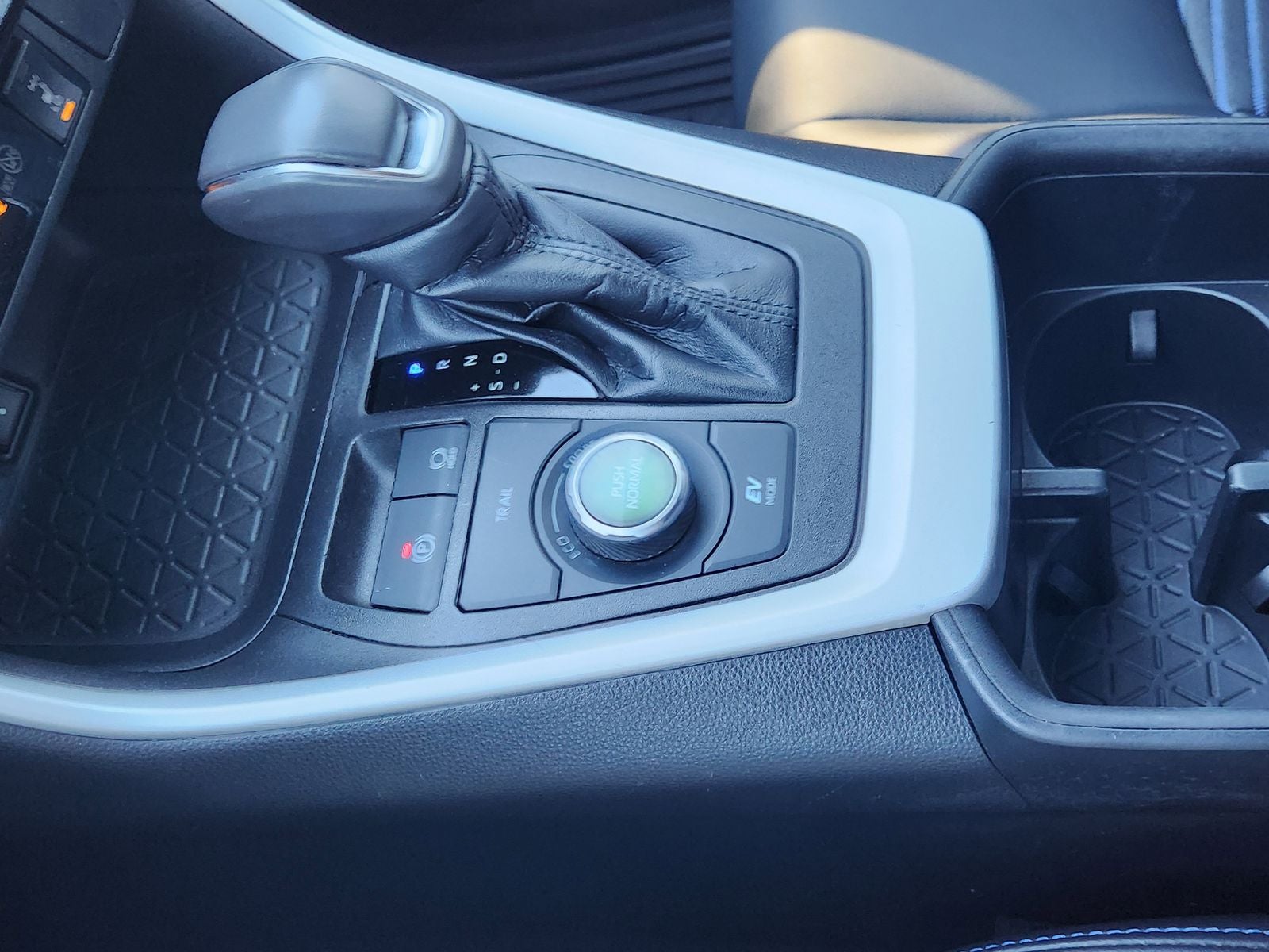 2022 Toyota RAV4 Hybrid XSE