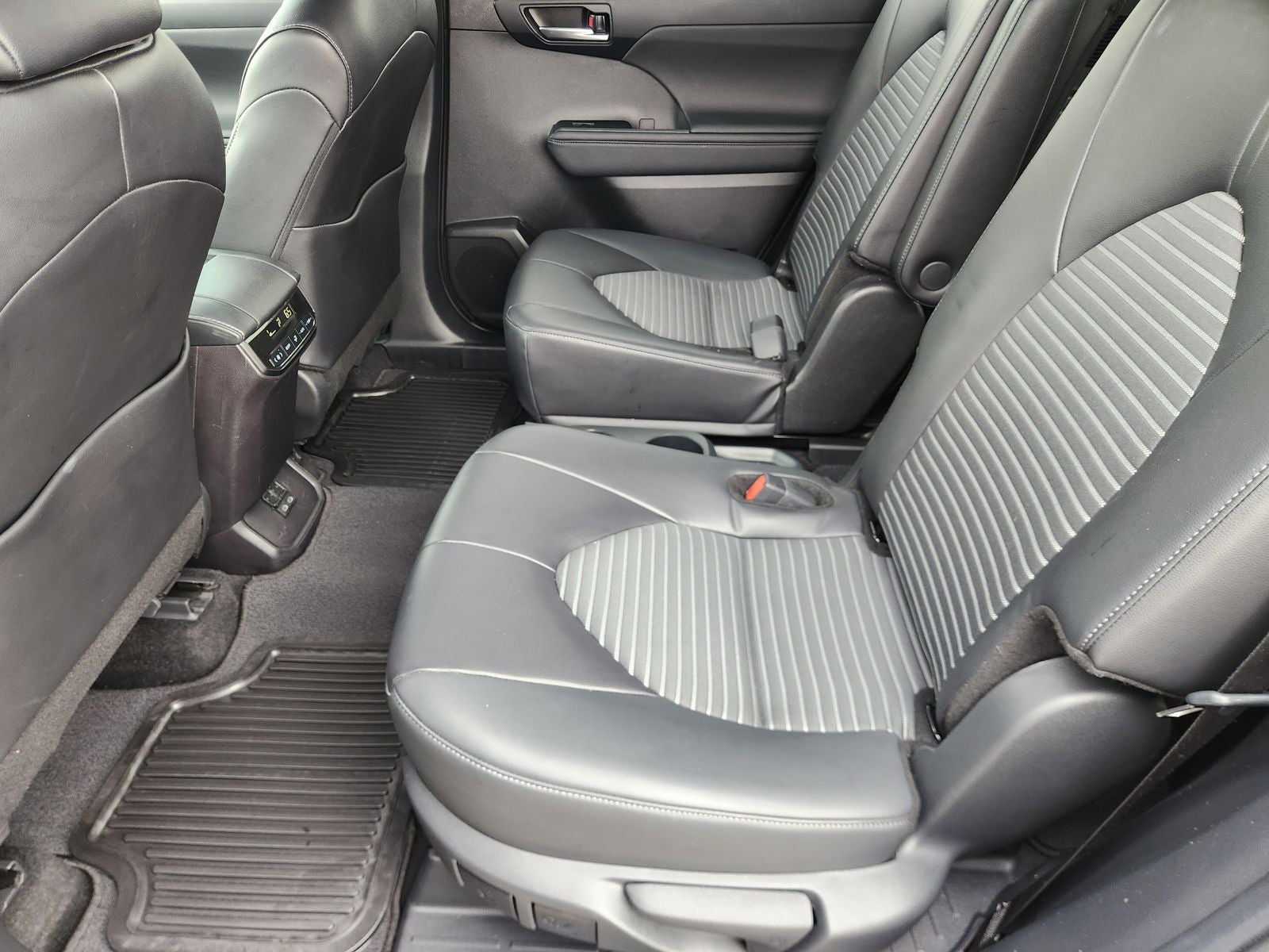 2024 Toyota Highlander XSE