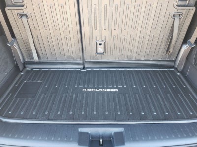 2023 Toyota Highlander XSE