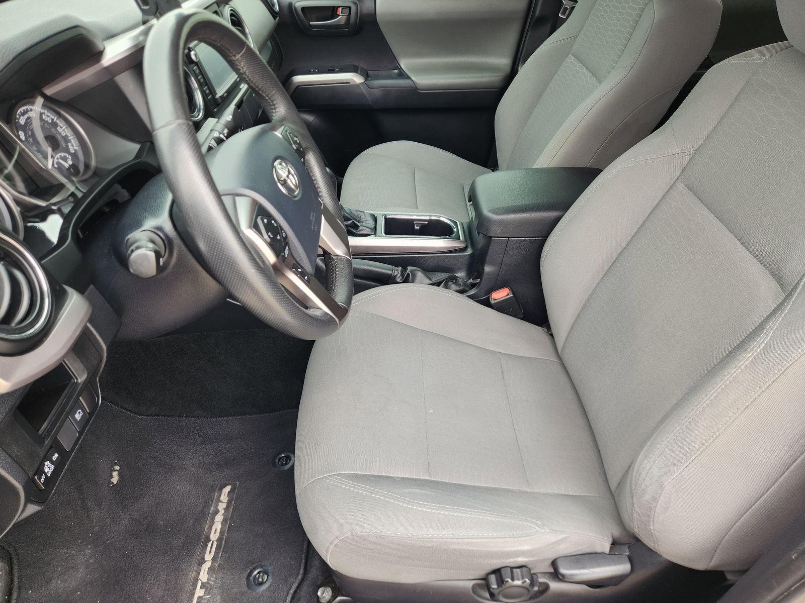 2018 Toyota Tacoma SR5 V6