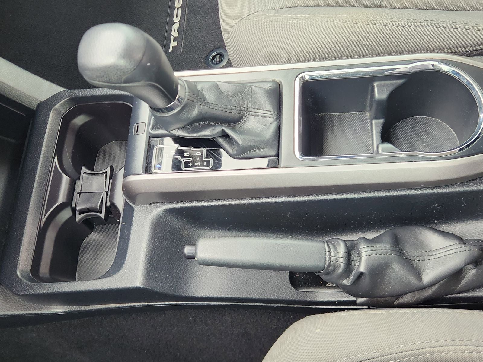 2018 Toyota Tacoma SR5 V6