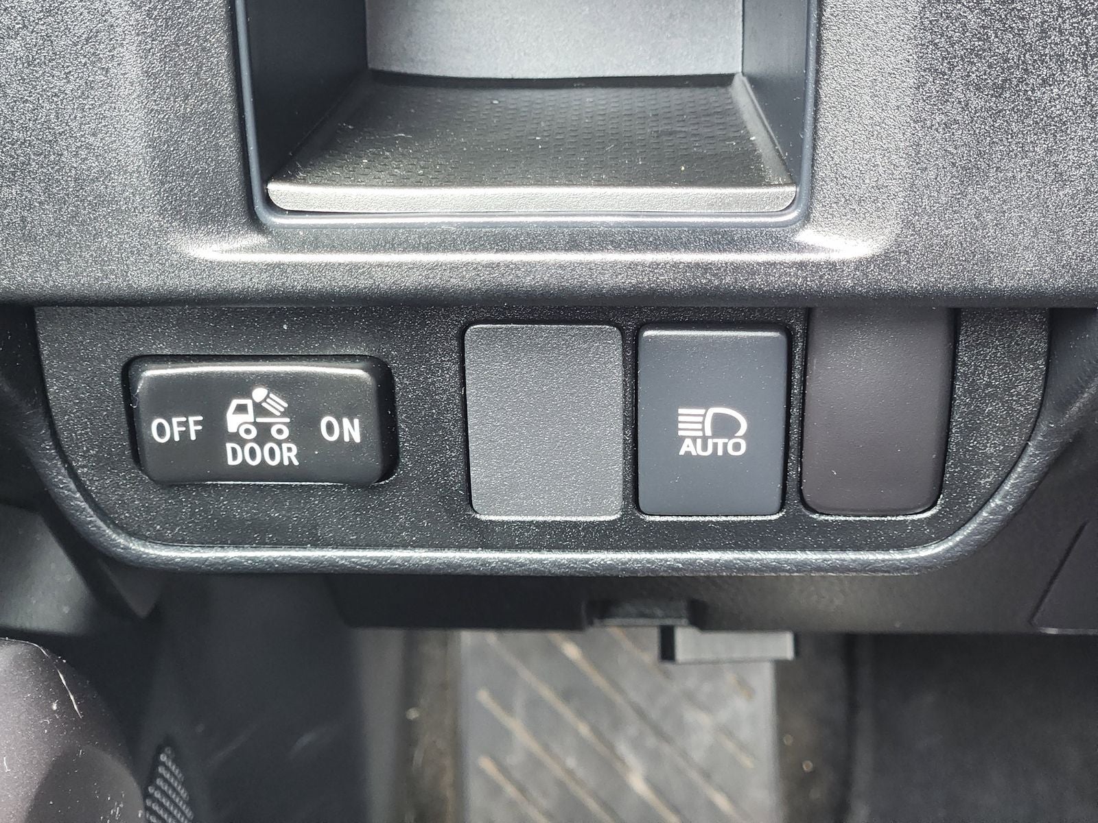 2018 Toyota Tacoma SR5 V6