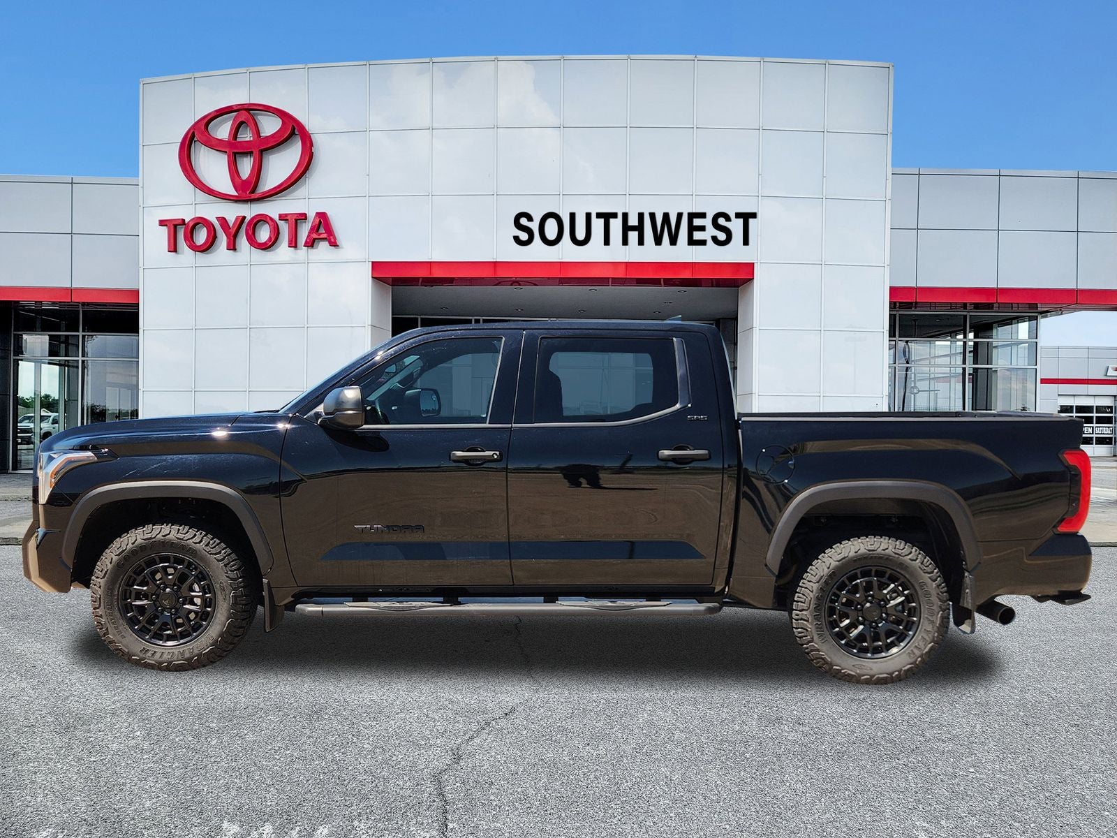 2025 Toyota Tundra SR5
