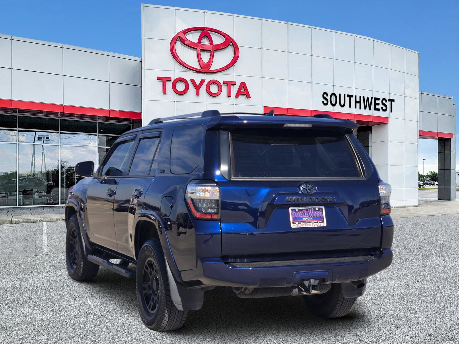2024 Toyota 4Runner SR5